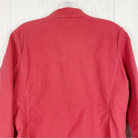 Eileen Fisher | Red Cotton Button Front Notch Collar Waffle Textured Blazer - Picture 4 of 10